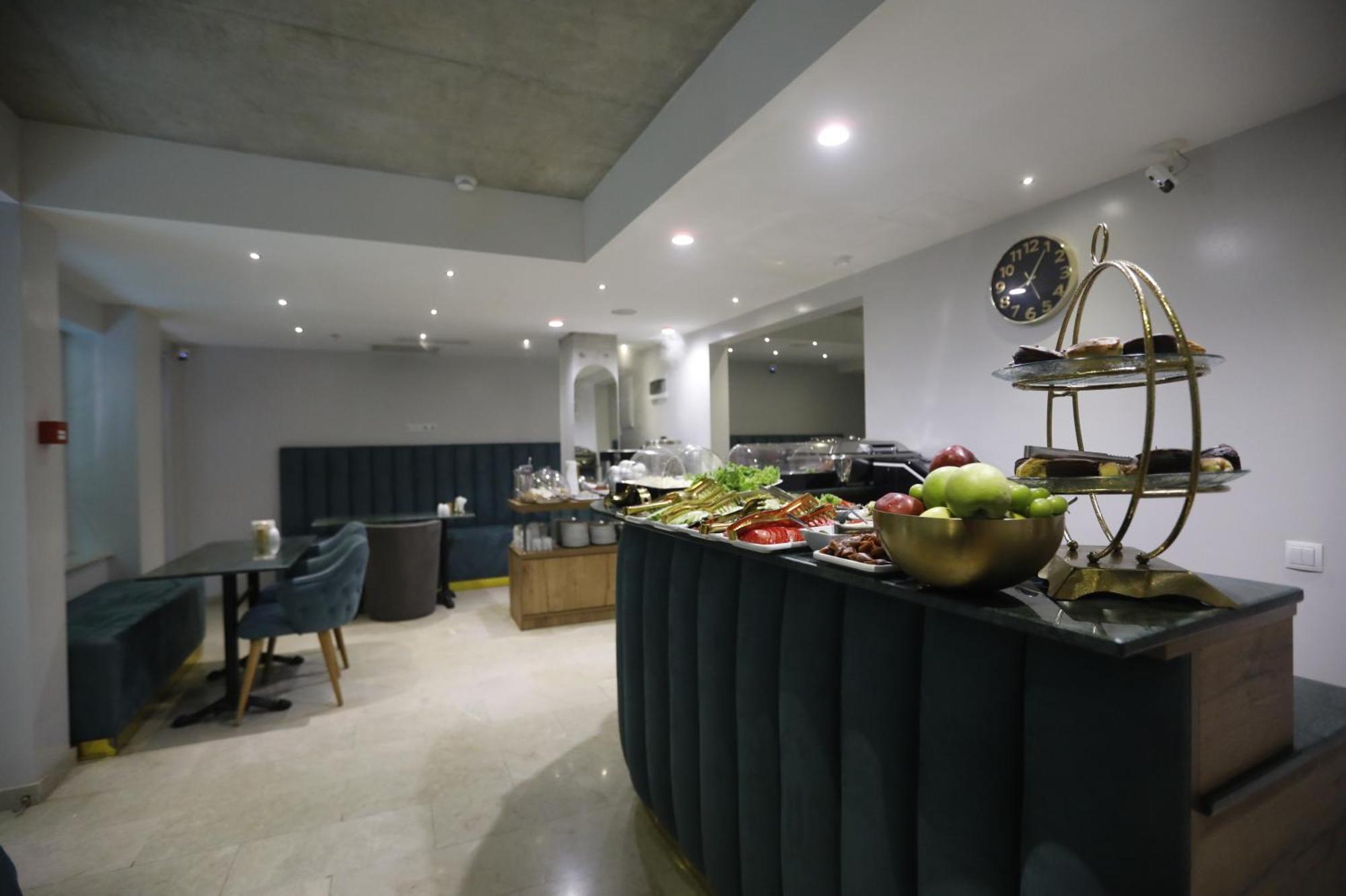 M 1 T Hotel 第比利斯 外观 照片