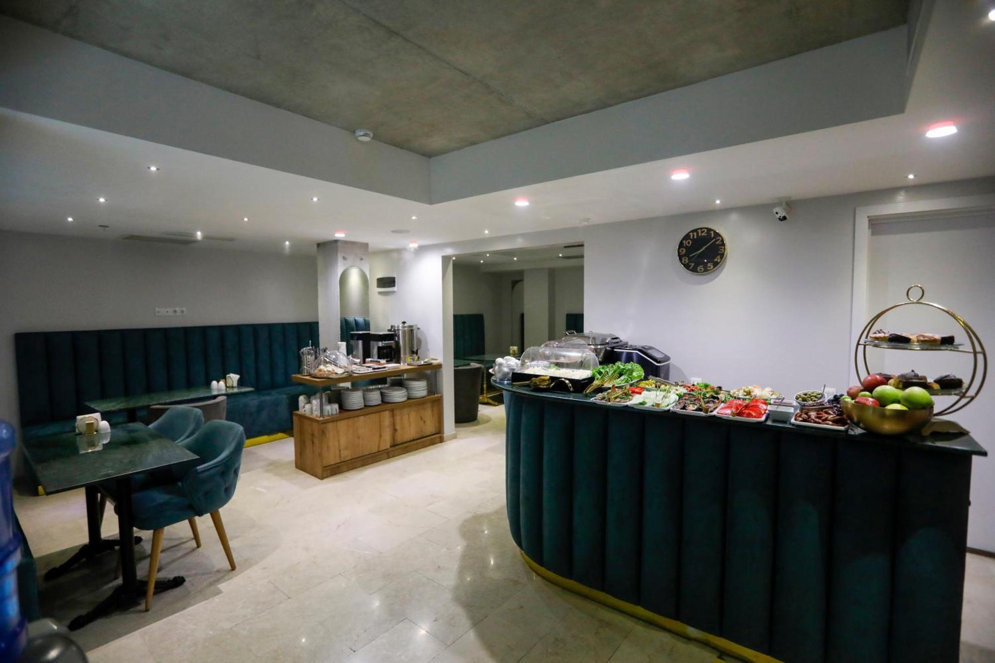 M 1 T Hotel 第比利斯 外观 照片