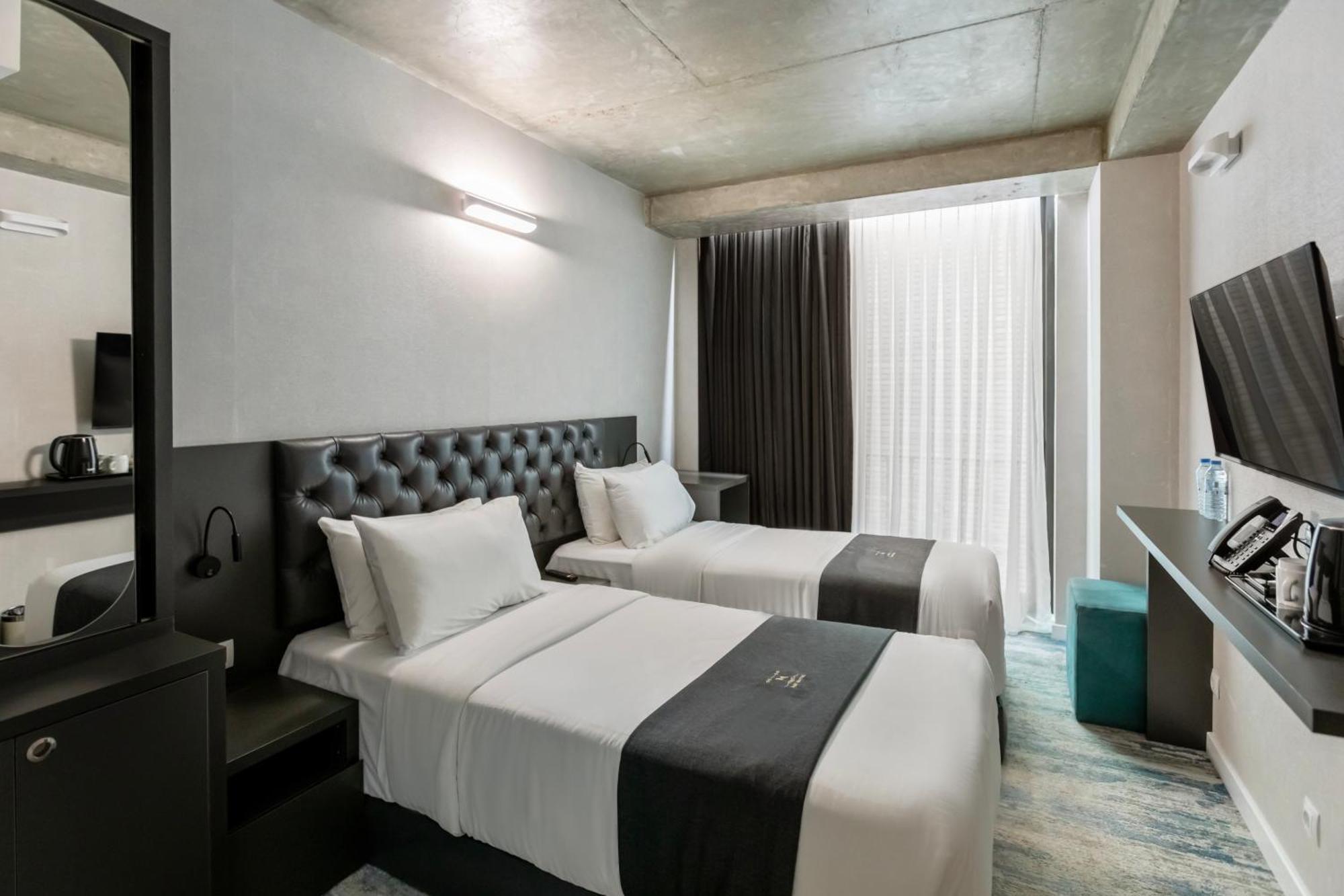 M 1 T Hotel 第比利斯 外观 照片