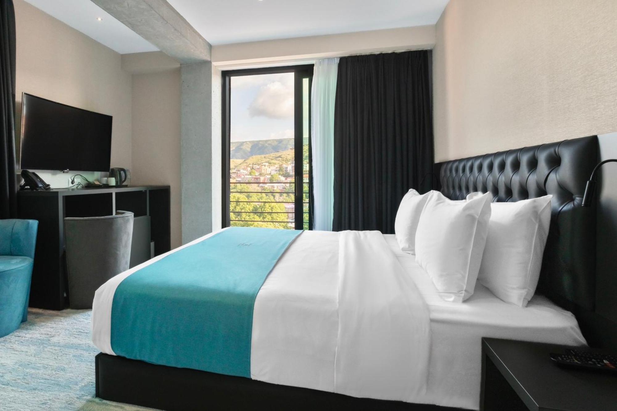M 1 T Hotel 第比利斯 外观 照片