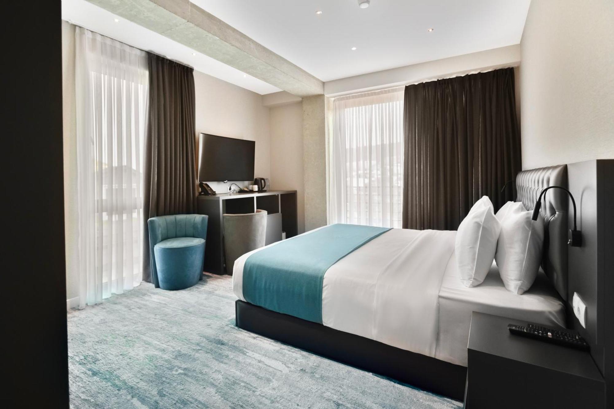M 1 T Hotel 第比利斯 外观 照片