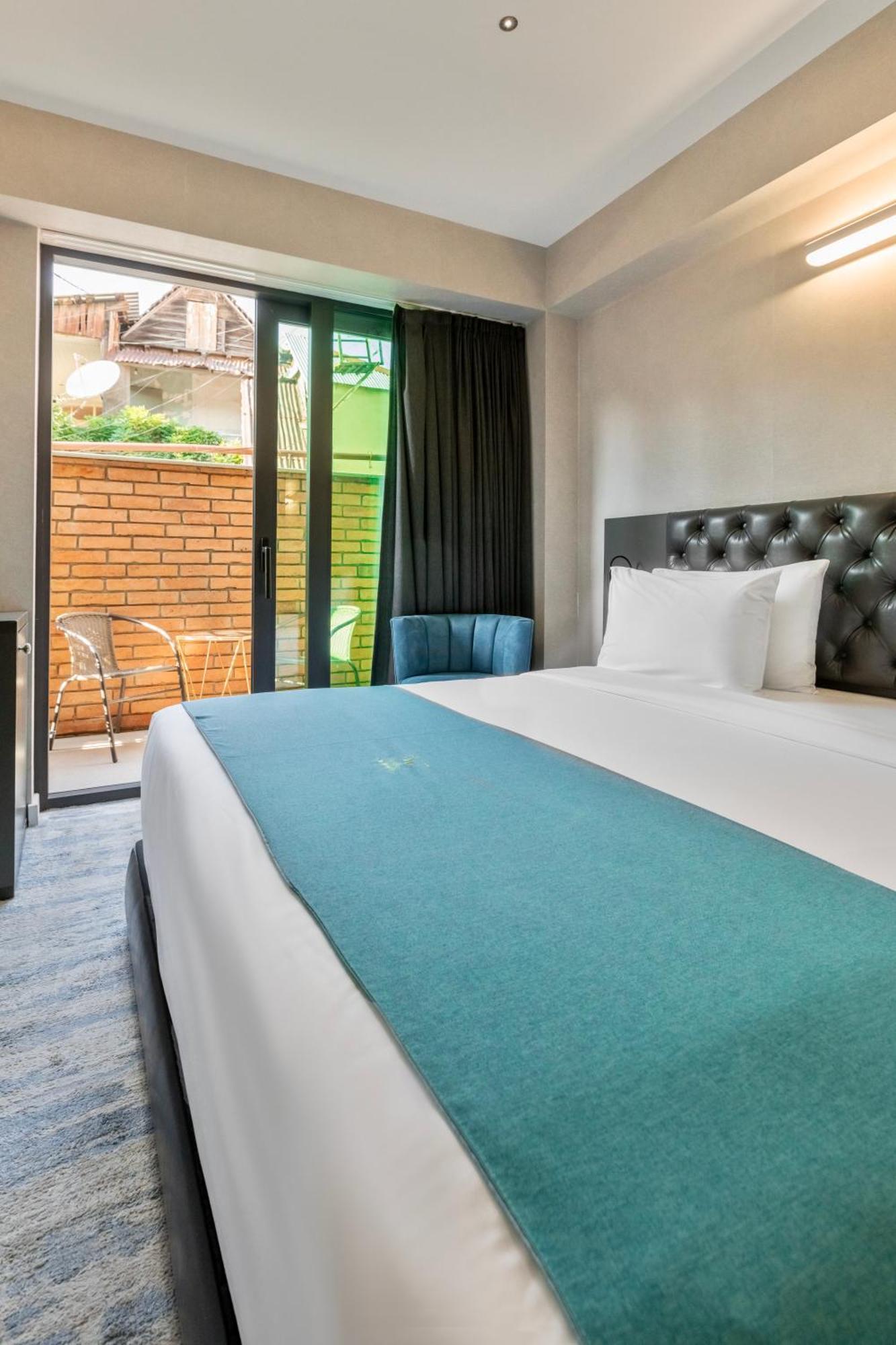 M 1 T Hotel 第比利斯 外观 照片